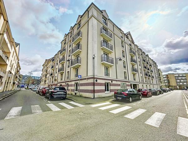 Spécial investisseur - appartement dans la résidence Sénior LES GIRANDIÈRES - 2 pièces - 1 chambre - balcon