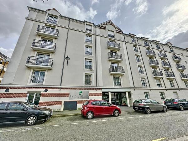 Spécial investisseur - appartement dans la résidence Sénior LES GIRANDIÈRES - 2 pièces - 1 chambre - balcon