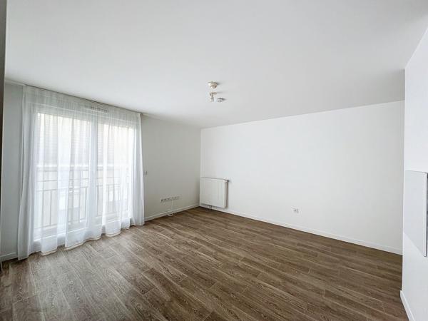 Spécial investisseur - appartement dans la résidence Sénior LES GIRANDIÈRES - 2 pièces - 1 chambre - balcon