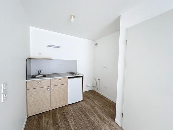 Spécial investisseur - appartement dans la résidence Sénior LES GIRANDIÈRES - 2 pièces - 1 chambre - balcon