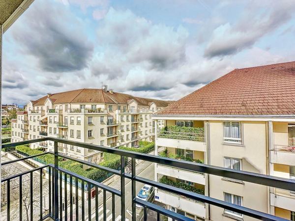 Spécial investisseur - appartement dans la résidence Sénior LES GIRANDIÈRES - 2 pièces - 1 chambre - balcon