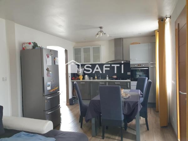 Maison et Studio sur terrain de 1035m²