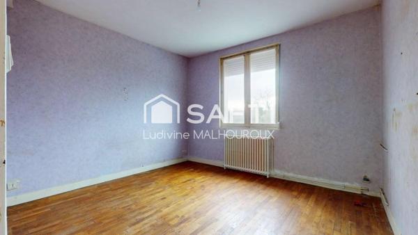 Maison familiale avec jardin, garage et terrasse