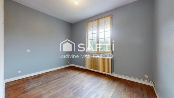 Maison familiale avec jardin, garage et terrasse