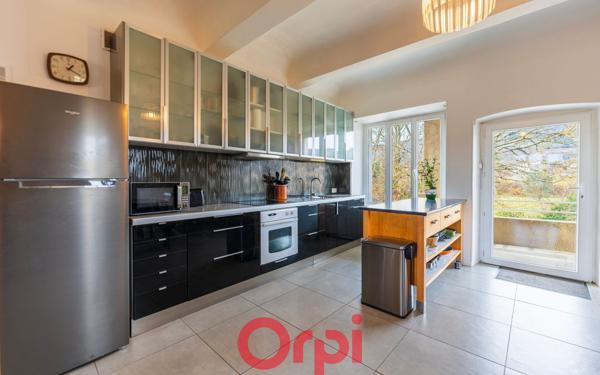 Maison à vendre    5 pièces • 180 m2 Valvignères