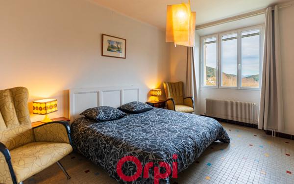 Maison à vendre    5 pièces • 180 m2 Valvignères