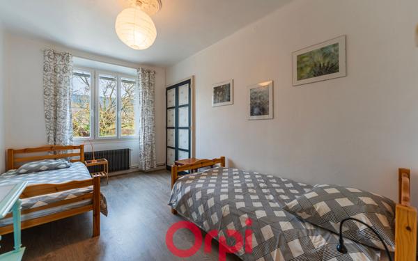 Maison à vendre    5 pièces • 180 m2 Valvignères