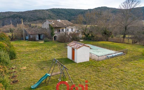 Maison à vendre    5 pièces • 180 m2 Valvignères