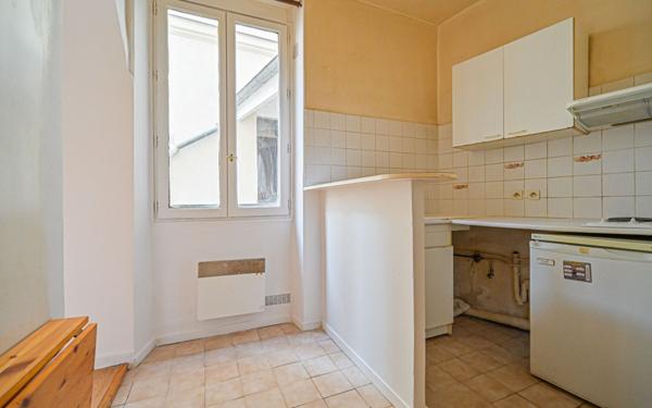 Appartement à vendre    1 pièce • 16,70 m2 Paris 11