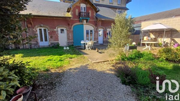 Maison 11 pièces de 238 m² à Louviers (27400)