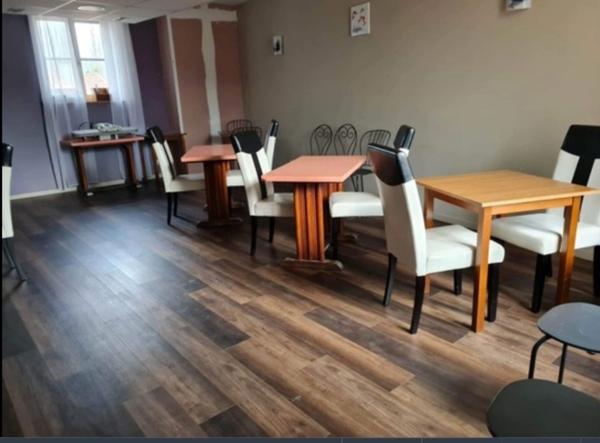 Dpt Vosges (88), à vendre secteur NEUFCHATEAU - MURS & FONDS BAR RESTAURANT IMMEUBLE