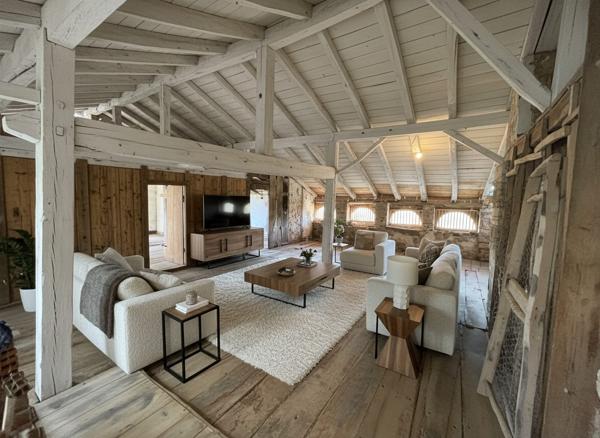 SARE : Plateau exceptionnel d’environ 180 m² habitables