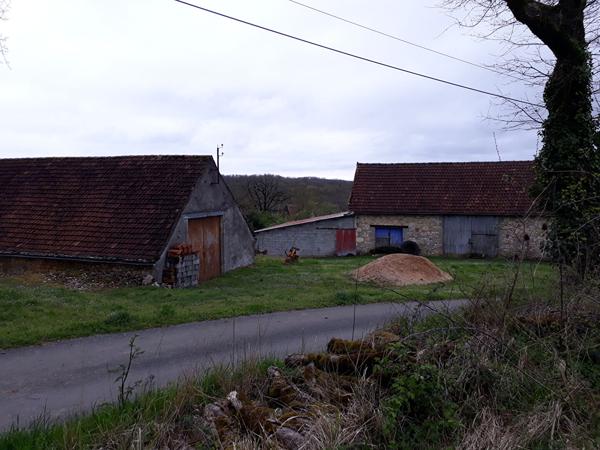 maison avec 24 hectares dans le Lot Frayssinet