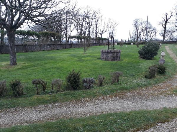 maison avec 24 hectares dans le Lot Frayssinet