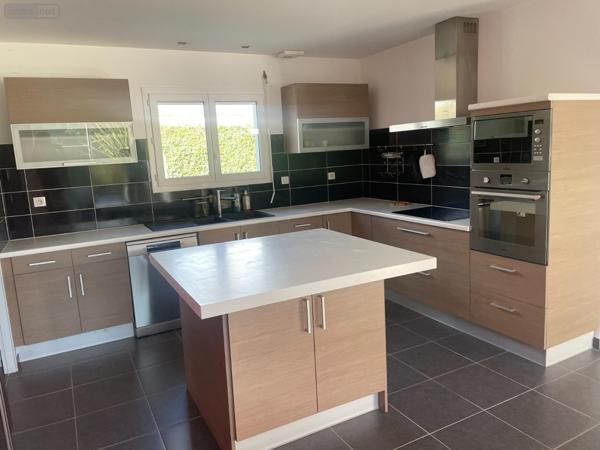 Maison à vendre à Gontaud-de-Nogaret dans le Lot-et-Garonne (47400), ref : 354