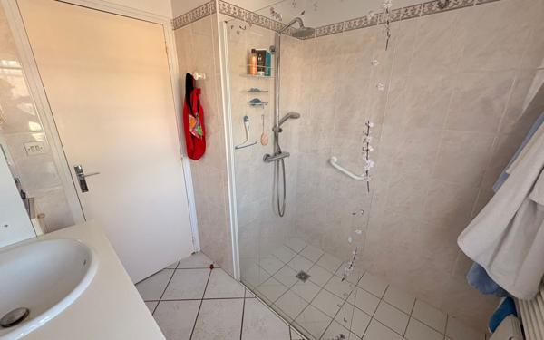 Maison à vendre    6 pièces •  Noyers-sur-Cher