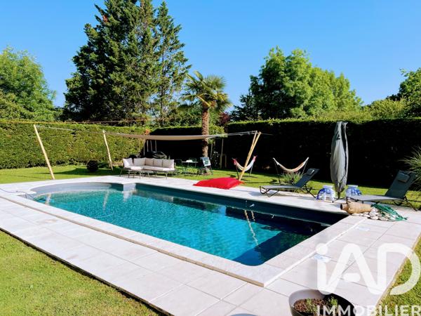 Maison à vendre 5 pièces 183 m² Camblanes-et-Meynac