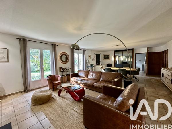 Maison à vendre 5 pièces 183 m² Camblanes-et-Meynac