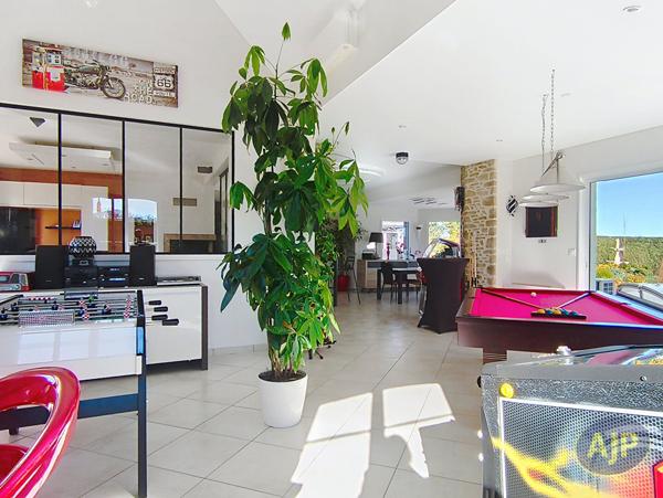 Vente maison Erbree : 556 500 € - AJP Immobilier Pacé