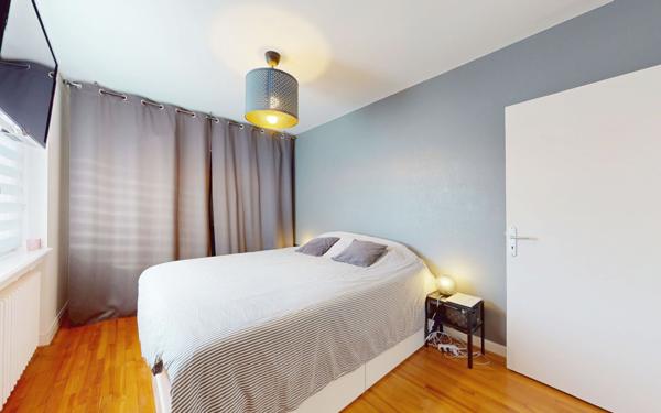 Appartement à vendre    4 pièces •  Richemont