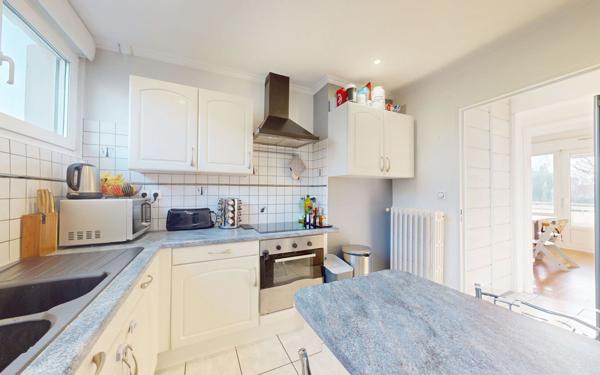 Appartement à vendre    4 pièces •  Richemont