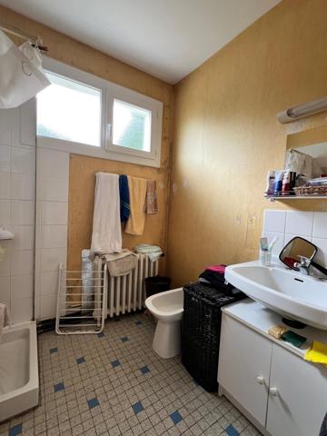 T3 d'environ 72 m2 avec cave et garage