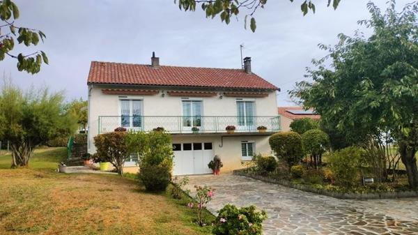 Maison à vendre |  Nontron |  4 pièces | 98 m²