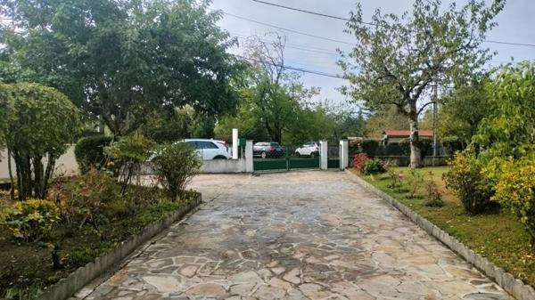 Maison à vendre |  Nontron |  4 pièces | 98 m²