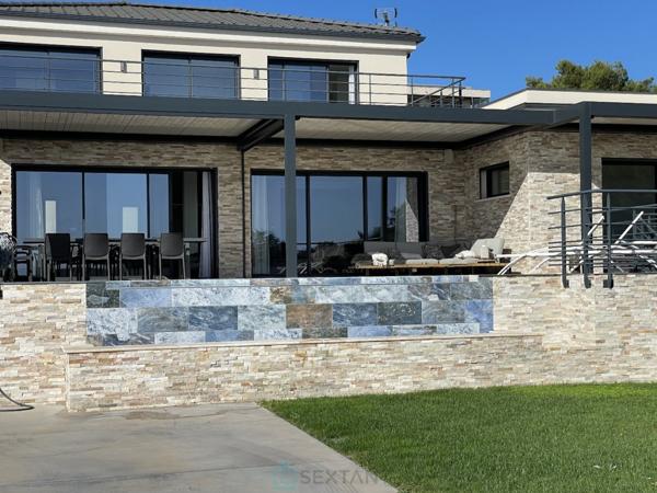 PROVENCE ISTRES - Somptueuse VILLA dArchitecte   300m²   Vue Panoramique  Deux Piscines  200m de la plage