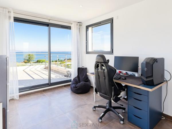 PROVENCE ISTRES - Somptueuse VILLA d’Architecte  – 300m²  – Vue Panoramique – Deux Piscines – 200m de la plage