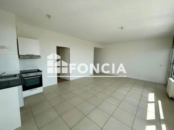 Location Appartement 3 pièces 64.72 m² - 130 RUE LEON BLUM Villeurbanne 69100