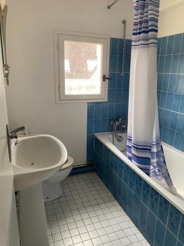 Immeuble
        
        - 300 m² 137 500 € *