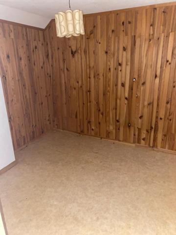 Immeuble
        
        - 300 m² 137 500 € *