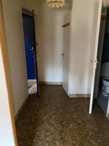 Immeuble
        
        - 300 m² 137 500 € *