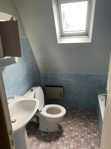 Immeuble
        
        - 300 m² 137 500 € *