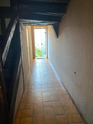 Immeuble
        
        - 300 m² 137 500 € *