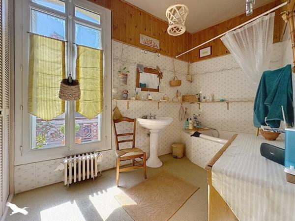 Maison 780 000 € Bordeaux 5 p 136 m² DPE D