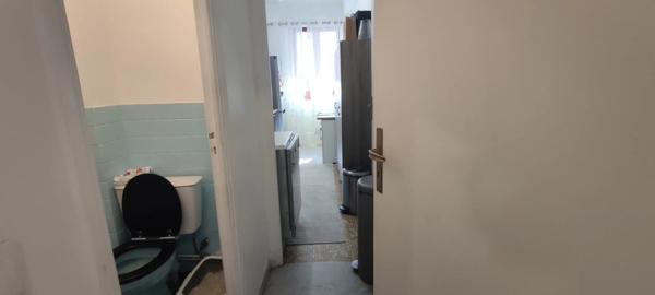 Vente                                                      Appartement
                        
                     2 pièces                      64 m2                     à Nice