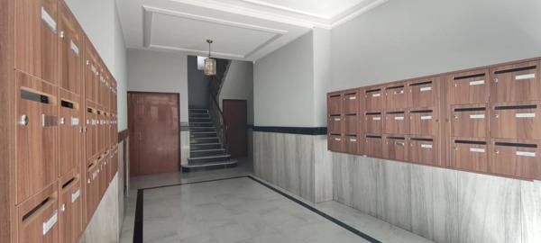 Vente                                                      Appartement
                        
                     2 pièces                      64 m2                     à Nice