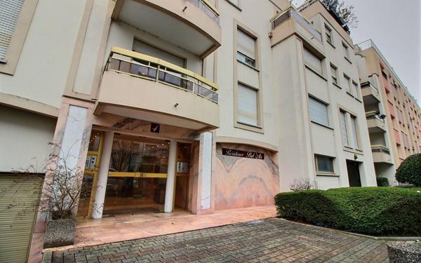 Appartement à vendre    2 pièces • 39,71 m2 Strasbourg