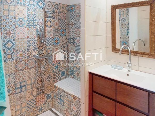 PROPRIETE A DIX MINUTES DE SEZANNE