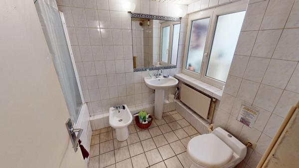 Quartier Louis Bertrand. Maison atypique