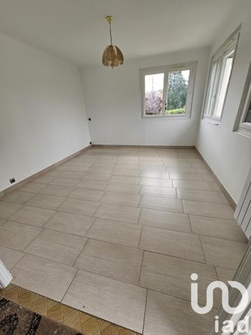 Maison 4 pièces de 92 m² à Rosoy (89100)