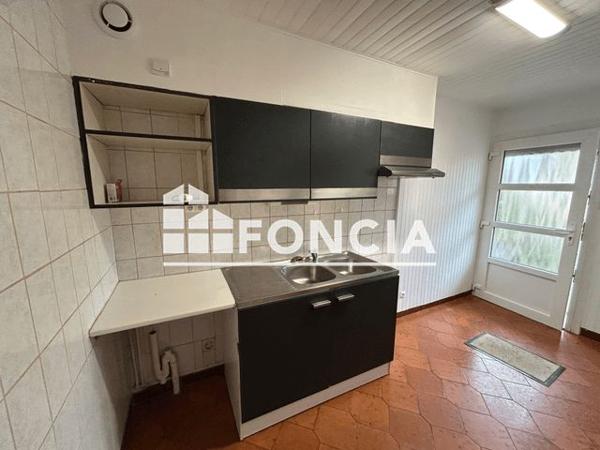 Location Appartement 2 pièces 45 m² - 17 RUE DU VAL DES FAULX Custines 54670