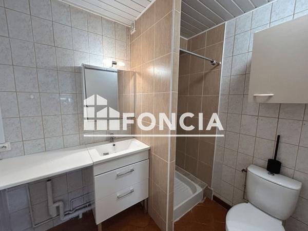 Location Appartement 2 pièces 45 m² - 17 RUE DU VAL DES FAULX Custines 54670