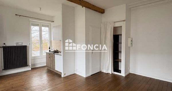 À vendre Studio 26 m² - Sedan 08200