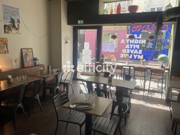 Fonds De Commerce
        
        - 40 m² 93 500 € *
