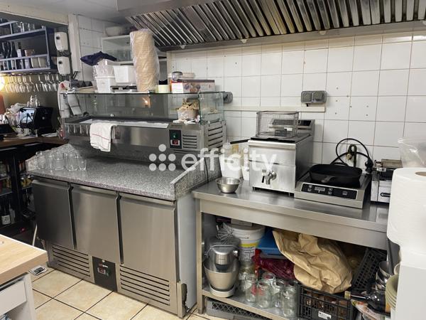 Fonds De Commerce
        
        - 40 m² 93 500 € *