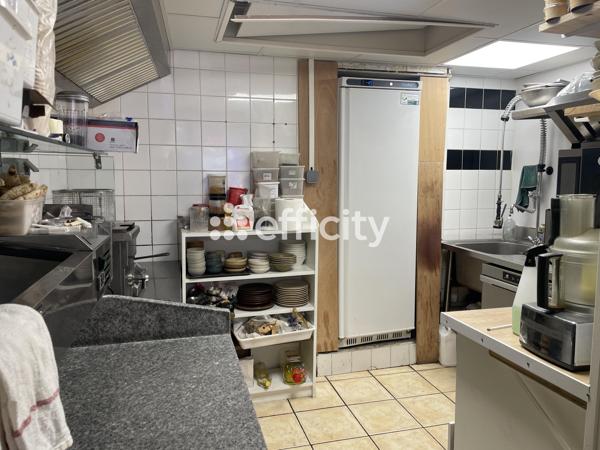 Fonds De Commerce
        
        - 40 m² 93 500 € *