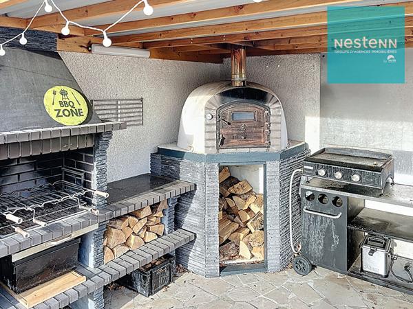 Saint-Romain-Le-Puy - Maison 250 m² - 4 chambres - piscine - salle de cinéma